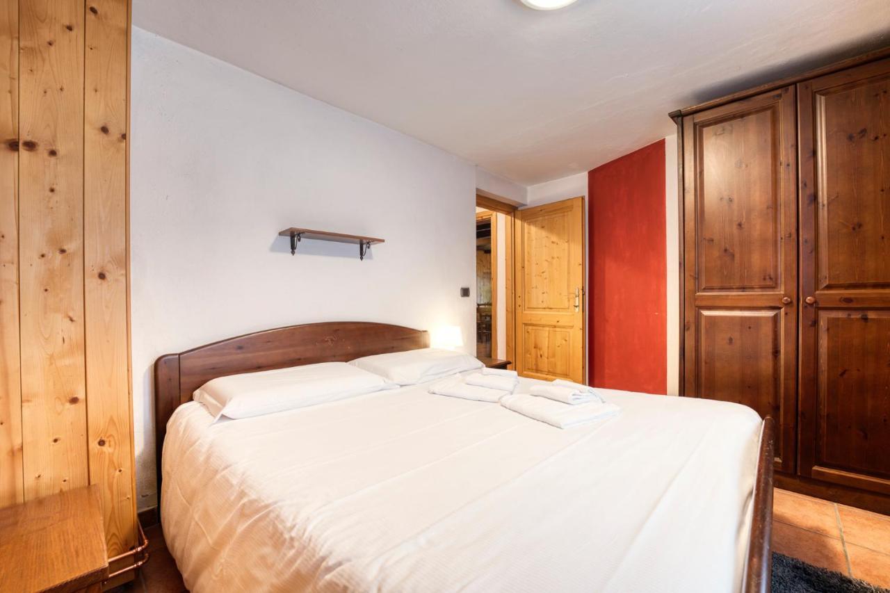 Incanto Walser Apartments Ronco Macugnaga Exterior photo