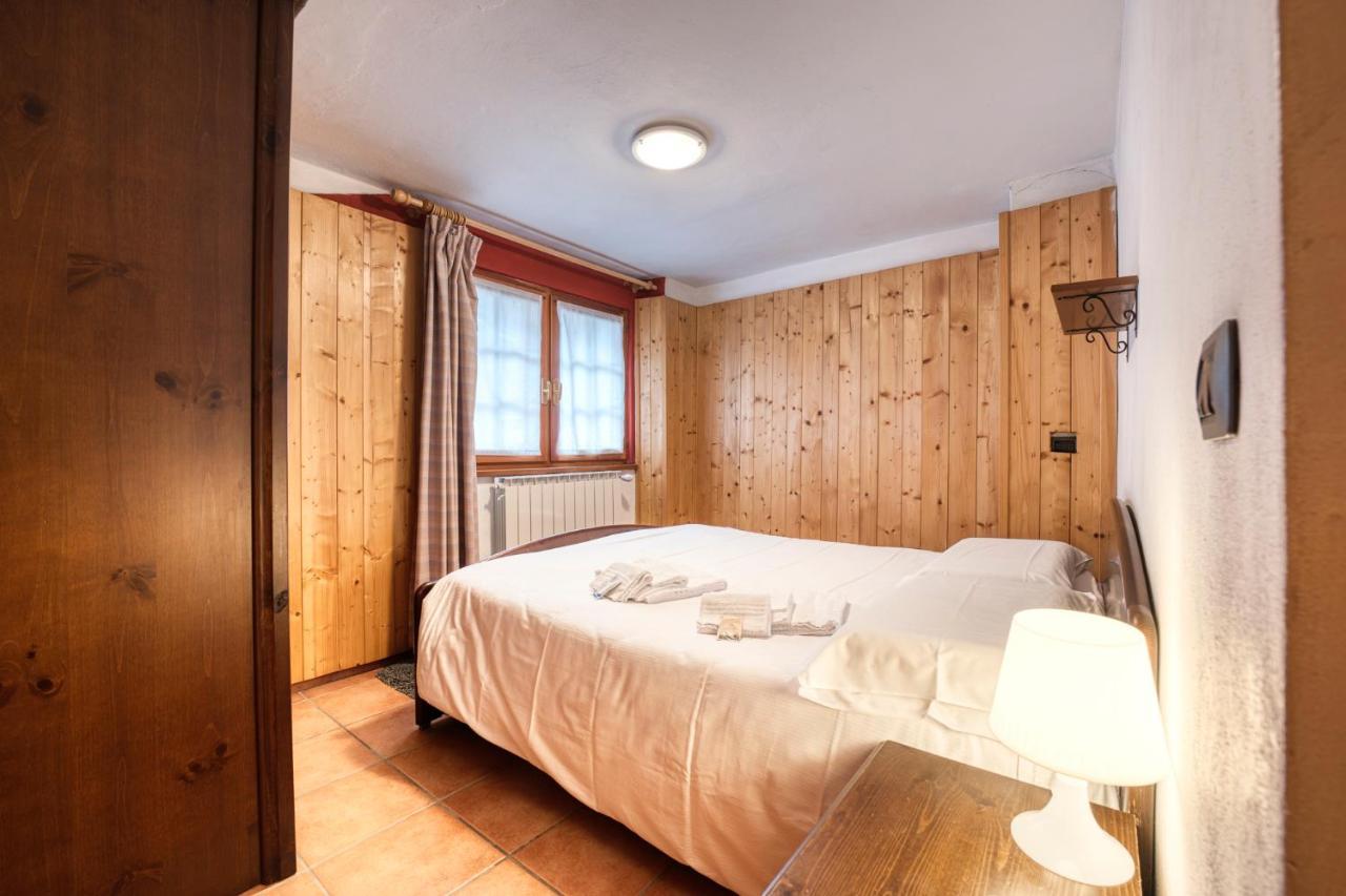Incanto Walser Apartments Ronco Macugnaga Exterior photo