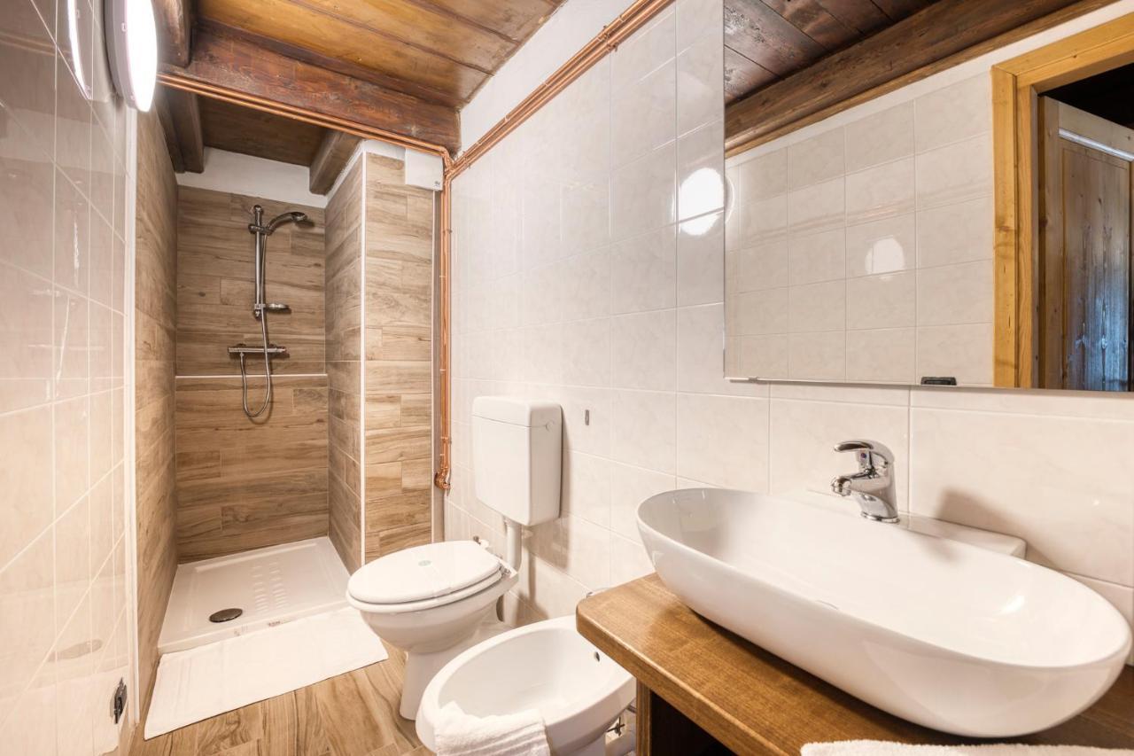 Incanto Walser Apartments Ronco Macugnaga Exterior photo