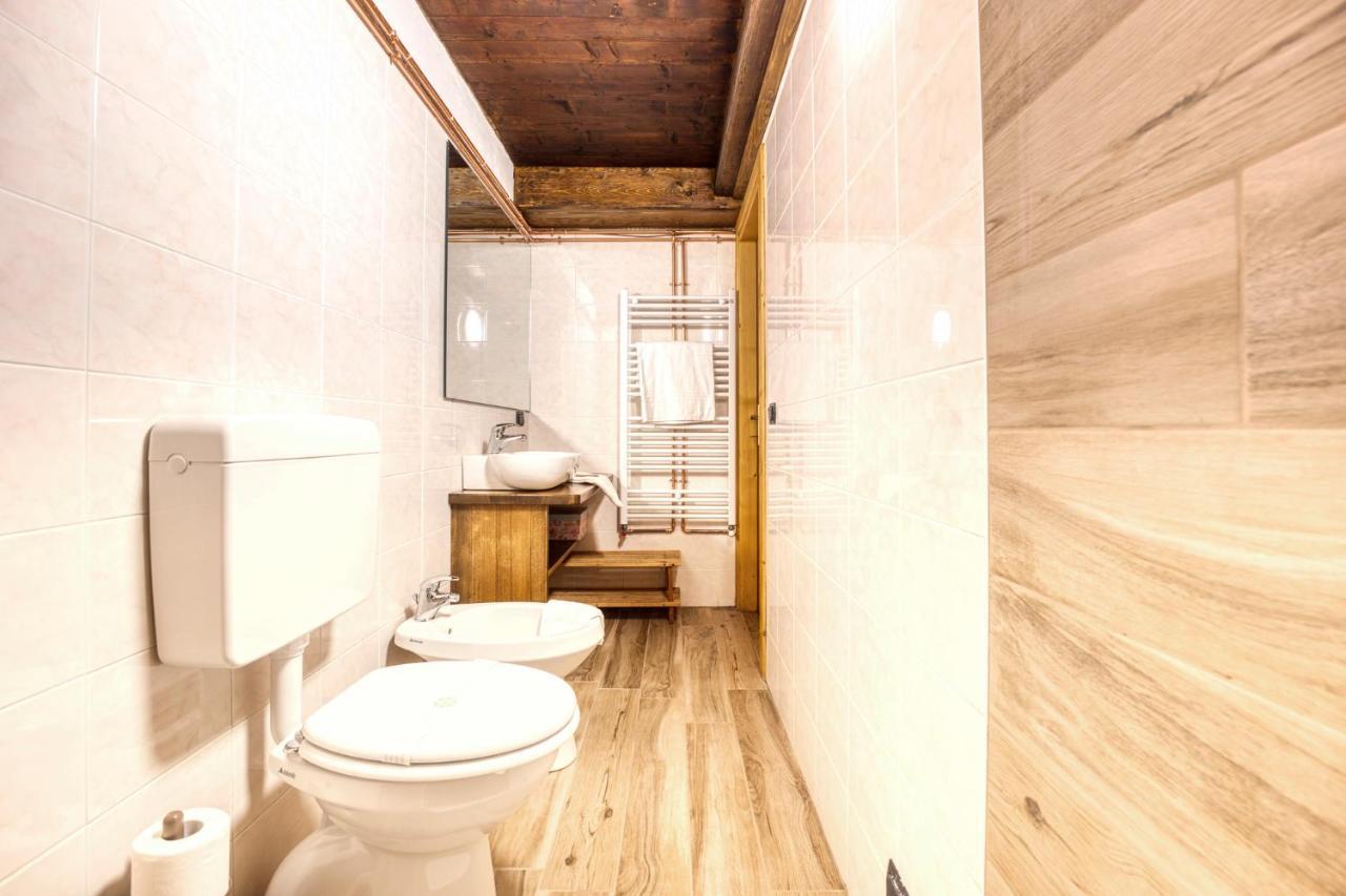 Incanto Walser Apartments Ronco Macugnaga Exterior photo