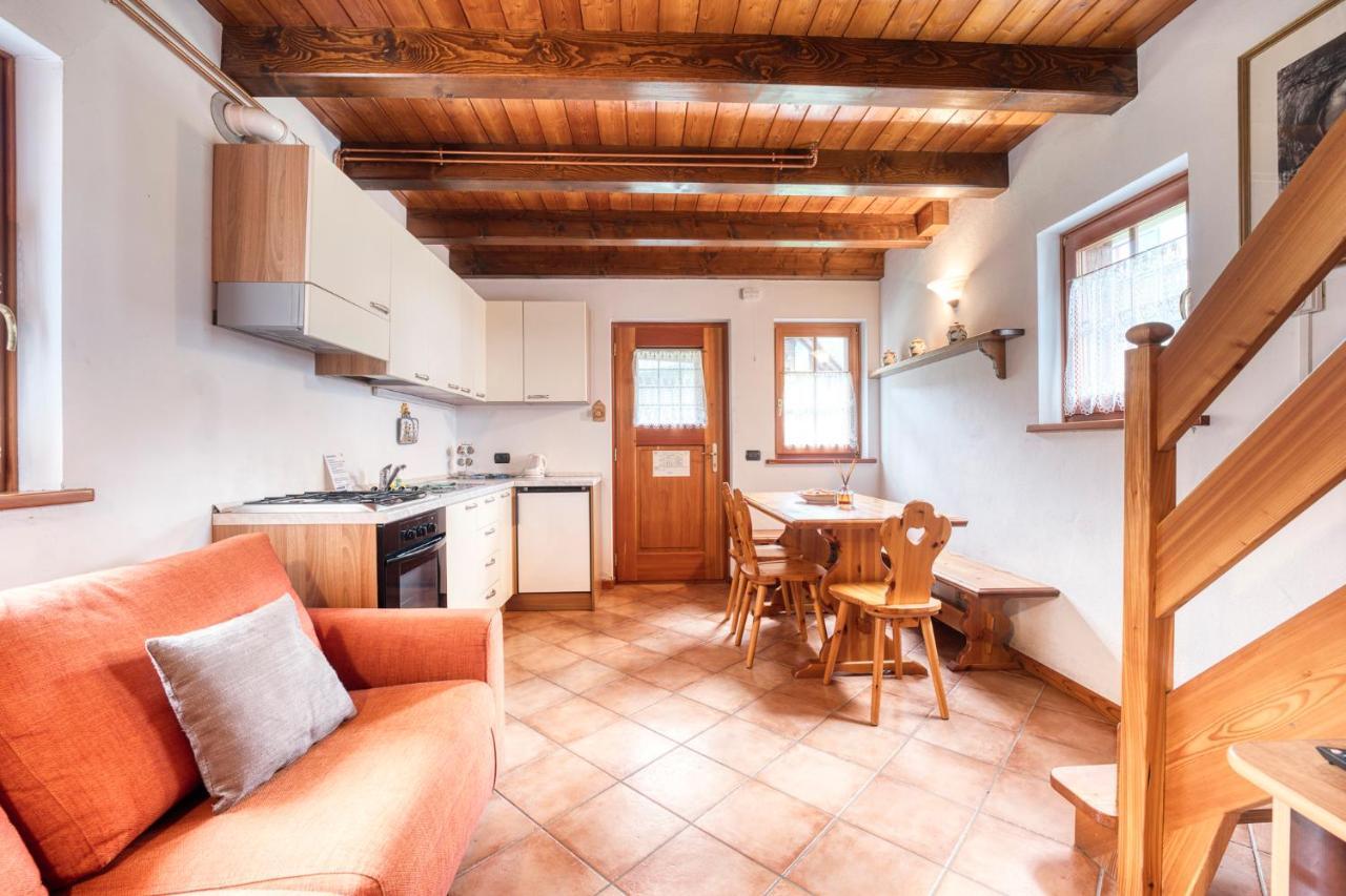 Incanto Walser Apartments Ronco Macugnaga Exterior photo